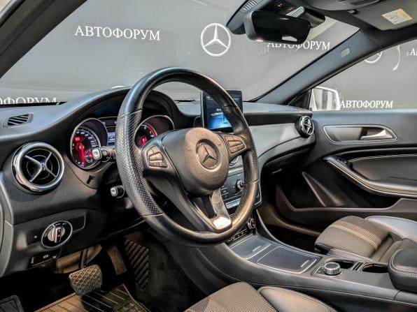 Mercedes-Benz GLA I (X156) Рестайлинг с пробегом 2019 года, цена 2 530 000 рублей, 73000 км, внедорожник, Автокод Объявления