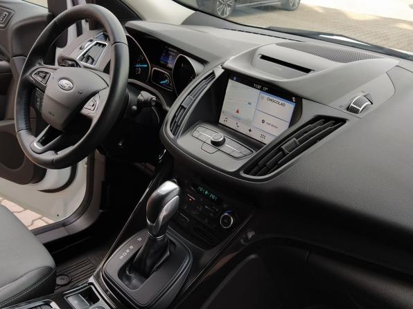 Ford Kuga II Рестайлинг с пробегом 2017 года, цена 1 850 000 рублей, 32950 км, внедорожник, Автокод Объявления