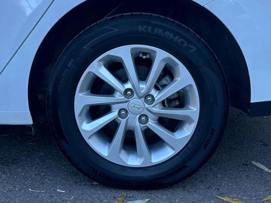 Hyundai Solaris II Рестайлинг Москва  - изображение 16