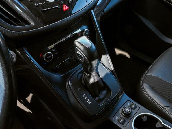 Ford Kuga II с пробегом 2014 года, цена 1 219 000 рублей, 184095 км, внедорожник, Автокод Объявления