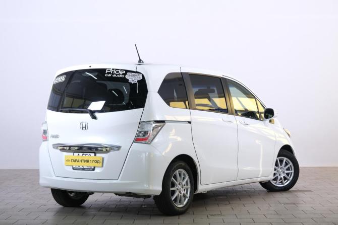 Honda Freed I Рестайлинг с пробегом 2014 года, цена 1 399 000 рублей, 102000 км, компактвэн, Автокод Объявления