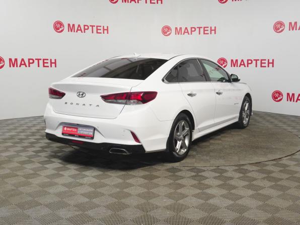 Hyundai Sonata VII (LF) Рестайлинг с пробегом 2018 года, цена 1 900 000 рублей, 90768 км, седан, Автокод Объявления