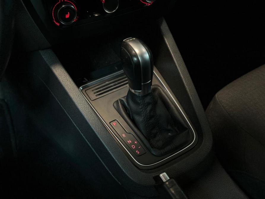Volkswagen Jetta VI Рестайлинг Челябинск  - изображение 16