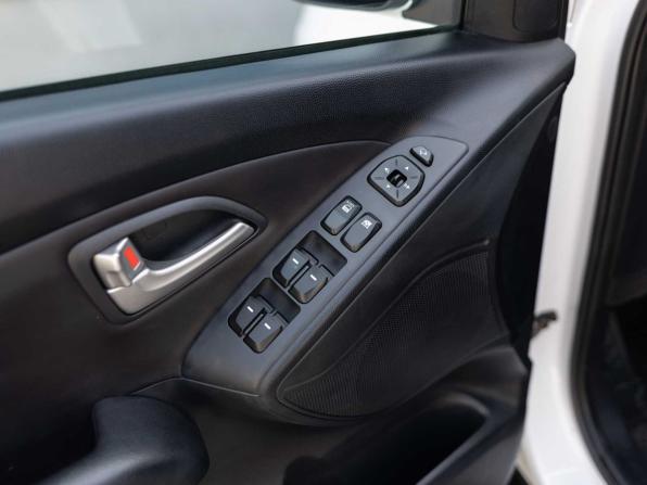 Hyundai ix35 I с пробегом 2012 года, цена 1 525 000 рублей, 128590 км, внедорожник, Автокод Объявления