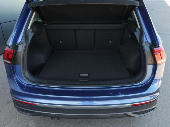 Volkswagen Tiguan II Рестайлинг с пробегом 2021 года, цена 2 898 000 рублей, 29230 км, внедорожник, Автокод Объявления
