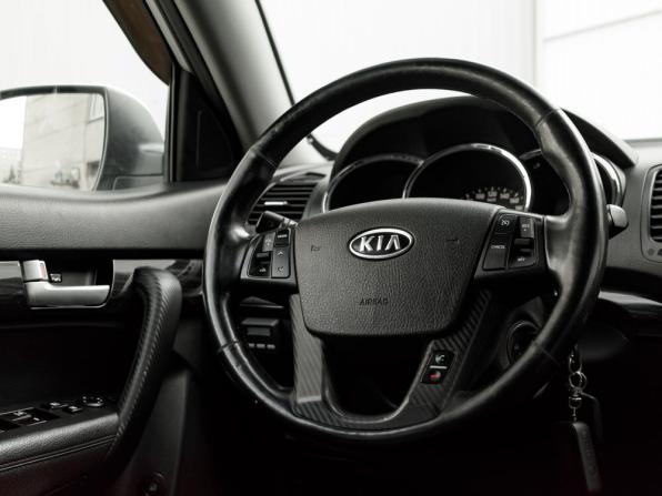 Kia Sorento II с пробегом 2010 года, цена 1 260 000 рублей, 228386 км, внедорожник, Автокод Объявления