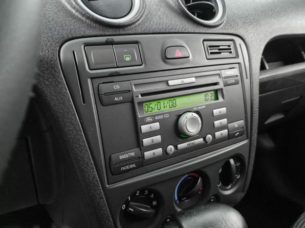 Ford Fusion I Рестайлинг с пробегом 2007 года, цена 510 000 рублей, 192765 км, хэтчбек, Автокод Объявления