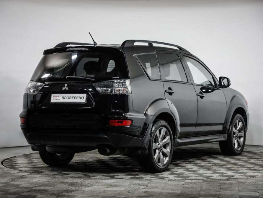 Mitsubishi Outlander II Рестайлинг Санкт-Петербург  - изображение 5