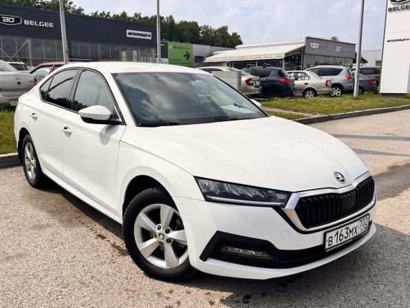 Skoda Octavia IV (A8) с пробегом 2021 года, цена 2 380 000 рублей, 54300 км, лифтбек, Автокод Объявления