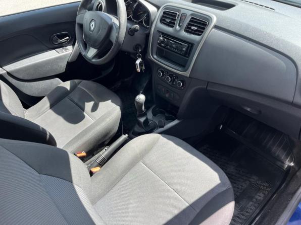 Renault Logan II с пробегом 2017 года, цена 589 000 рублей, 165054 км, седан, Автокод Объявления