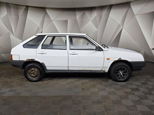 Lada (ВАЗ) 2109 с пробегом 2000 года, цена 65 000 рублей, 307374 км, хэтчбек, Автокод Объявления