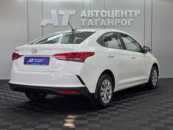 Hyundai Solaris II Рестайлинг с пробегом 2020 года, цена 1 649 000 рублей, 60000 км, седан, Автокод Объявления
