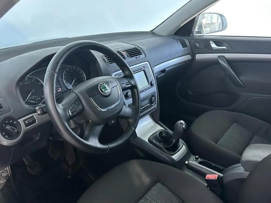 Skoda Octavia II (A5) Рестайлинг Челябинск  - изображение 8