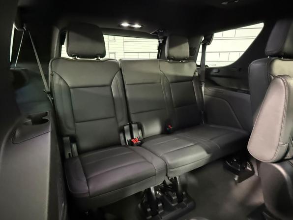 Chevrolet Tahoe V с пробегом 2023 года, цена 9 950 000 рублей, 40700 км, внедорожник, Автокод Объявления