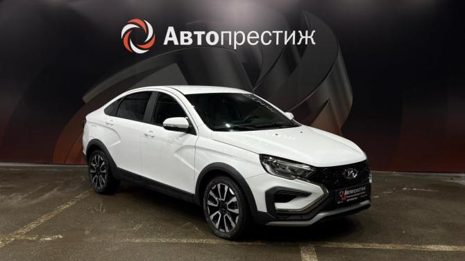 Lada (ВАЗ) Vesta I Рестайлинг (NG) с пробегом 2023 года, цена 1 900 000 рублей, 51158 км, седан, Автокод Объявления