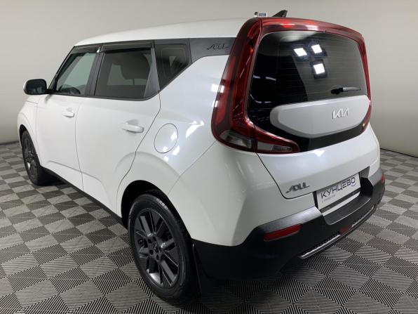 Kia Soul III с пробегом 2021 года, цена 1 830 000 рублей, 111135 км, хэтчбек, Автокод Объявления