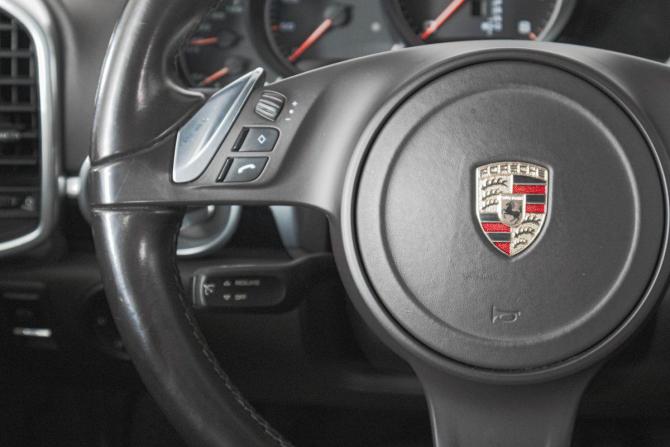 Porsche Cayenne II Рестайлинг (958) с пробегом 2014 года, цена 3 349 000 рублей, 127000 км, внедорожник, Автокод Объявления