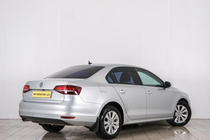 Volkswagen Jetta VI Рестайлинг с пробегом 2016 года, цена 949 000 рублей, 180000 км, седан, Автокод Объявления