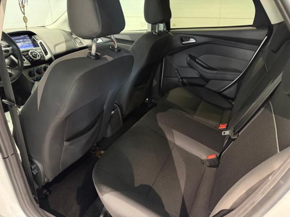 Ford Focus III с пробегом 2014 года, цена 715 000 рублей, 209777 км, универсал, Автокод Объявления