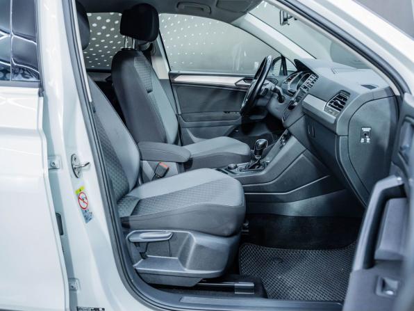 Volkswagen Tiguan II с пробегом 2020 года, цена 2 354 000 рублей, 115019 км, внедорожник, Автокод Объявления
