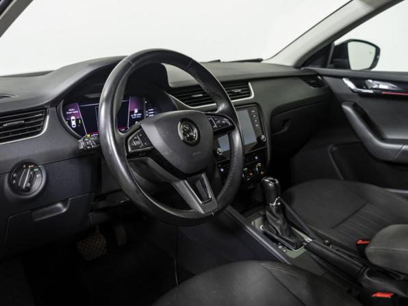 Skoda Octavia III (A7) Рестайлинг с пробегом 2018 года, цена 2 148 000 рублей, 94000 км, лифтбек, Автокод Объявления