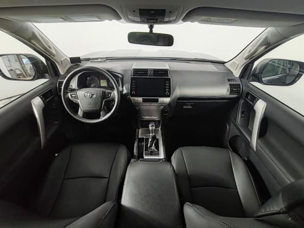 Toyota Land Cruiser Prado 150 Series Рестайлинг 3 с пробегом 2021 года, цена 5 399 000 рублей, 30469 км, внедорожник, Автокод Объявления