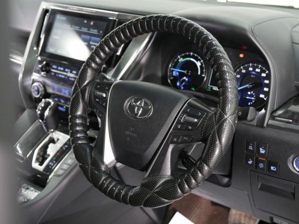 Toyota Vellfire II Рестайлинг с пробегом 2019 года, цена 4 920 000 рублей, 102000 км, минивэн, Автокод Объявления