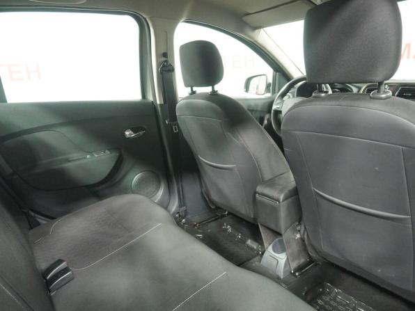 Renault Logan II с пробегом 2014 года, цена 764 000 рублей, 56315 км, седан, Автокод Объявления