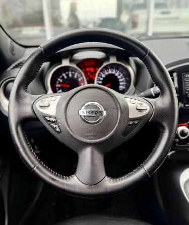Nissan Juke I с пробегом 2011 года, цена 950 000 рублей, 180777 км, внедорожник, Автокод Объявления