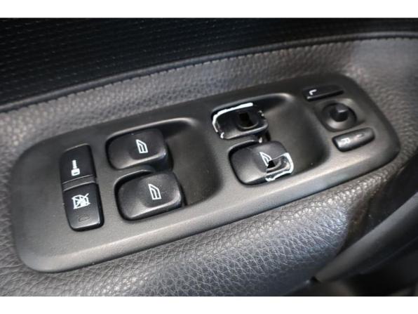Volvo S60 I Рестайлинг с пробегом 2006 года, цена 699 000 рублей, 206876 км, седан, Автокод Объявления