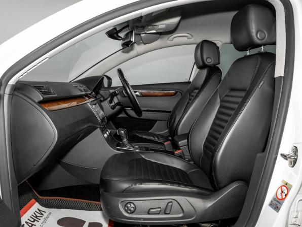 Volkswagen Passat B7 с пробегом 2012 года, цена 1 200 300 рублей, 110385 км, универсал, Автокод Объявления