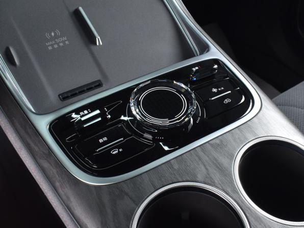 Geely Galaxy M7 с пробегом 2026 года, цена 3 985 995 рублей, 101 км, внедорожник, Автокод Объявления
