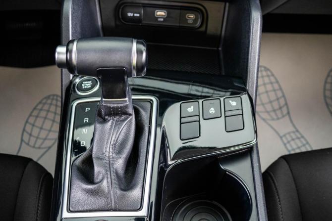 Kia Sportage V с пробегом 2022 года, цена 3 359 000 рублей, 82836 км, внедорожник, Автокод Объявления
