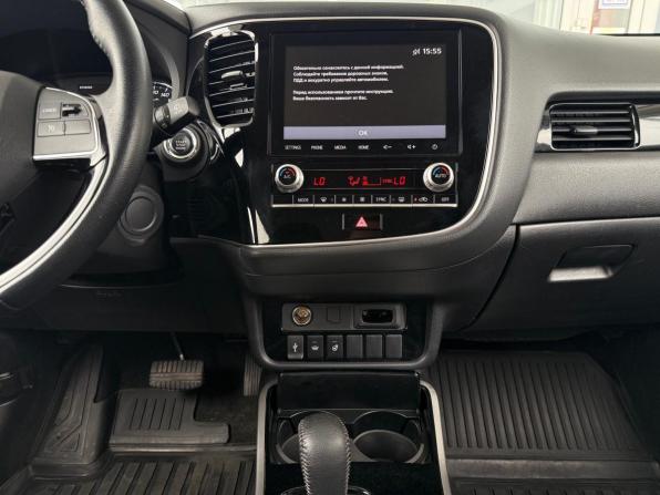 Mitsubishi Outlander III Рестайлинг 3 с пробегом 2021 года, цена 2 349 000 рублей, 149200 км, внедорожник, Автокод Объявления