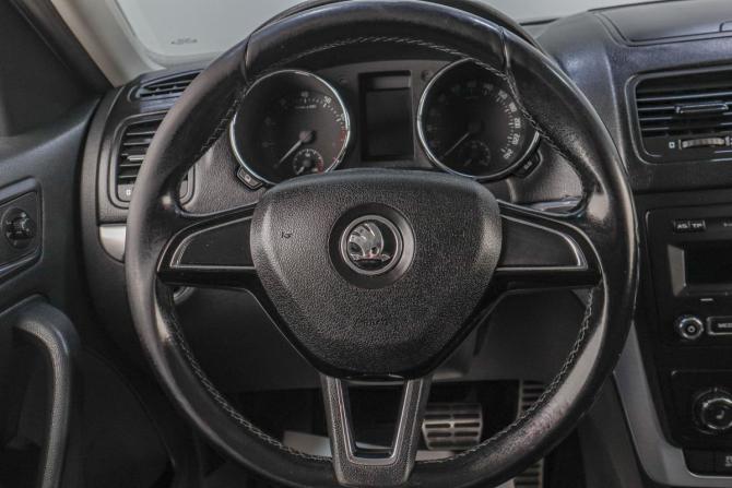 Skoda Yeti I Рестайлинг с пробегом 2014 года, цена 1 149 000 рублей, 170000 км, внедорожник, Автокод Объявления