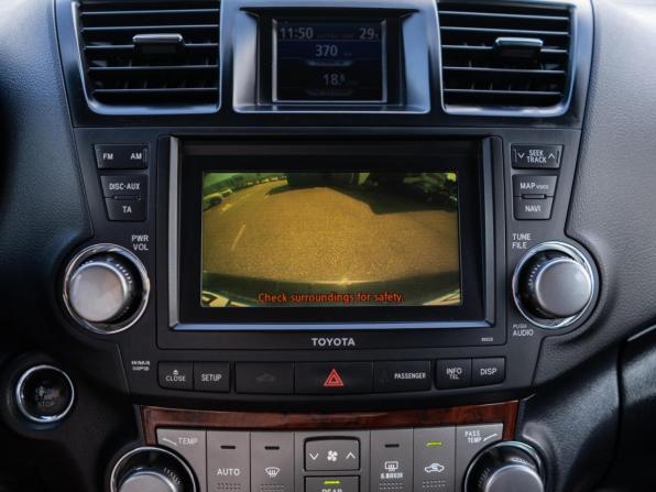 Toyota Highlander II (XU40) Рестайлинг с пробегом 2011 года, цена 2 299 000 рублей, 143033 км, внедорожник, Автокод Объявления