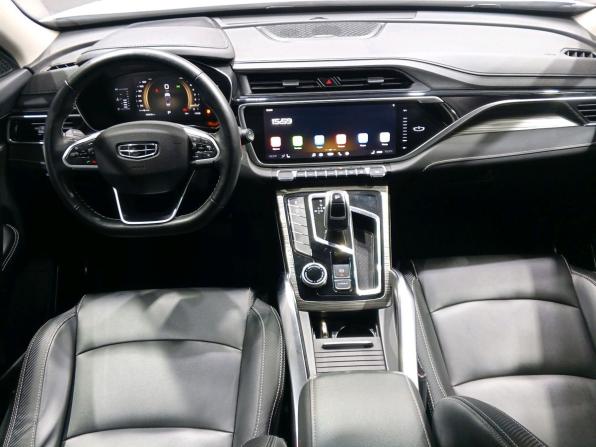 Geely Atlas Pro с пробегом 2024 года, цена 2 020 000 рублей, 28136 км, внедорожник, Автокод Объявления