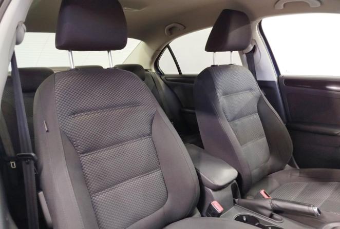 Volkswagen Jetta VI с пробегом 2014 года, цена 980 000 рублей, 209252 км, седан, Автокод Объявления