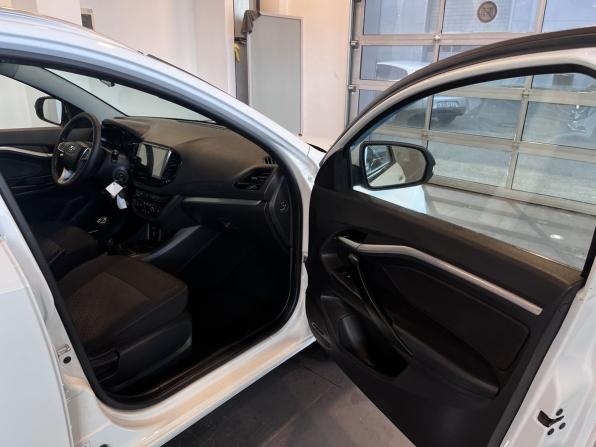 Lada (ВАЗ) Vesta I с пробегом 2019 года, цена 1 057 000 рублей, 133097 км, универсал, Автокод Объявления