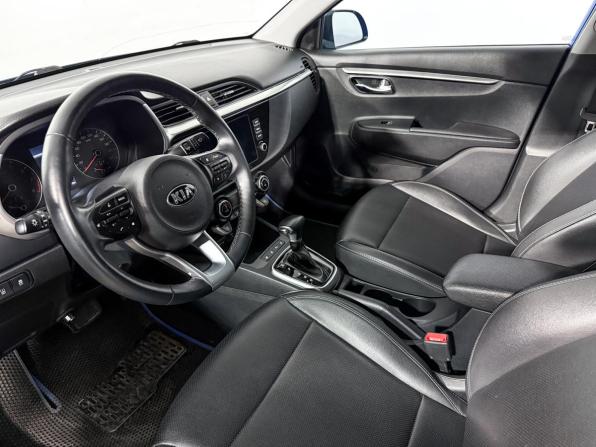 Kia Rio IV Рестайлинг с пробегом 2020 года, цена 1 590 000 рублей, 96000 км, седан, Автокод Объявления