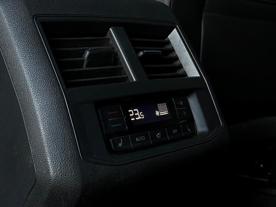 Volkswagen Teramont I Рестайлинг Санкт-Петербург  - изображение 13