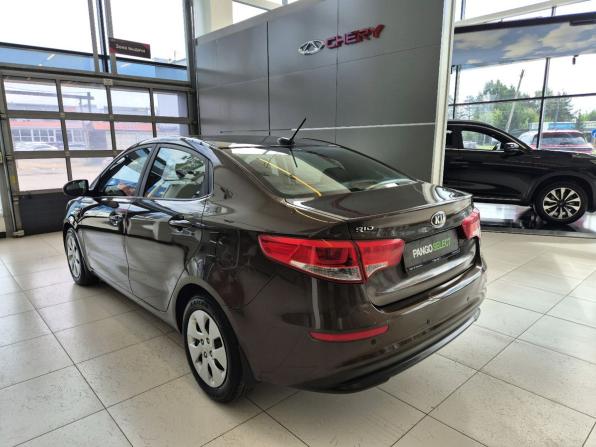Kia Rio III Рестайлинг с пробегом 2017 года, цена 1 149 000 рублей, 108945 км, седан, Автокод Объявления