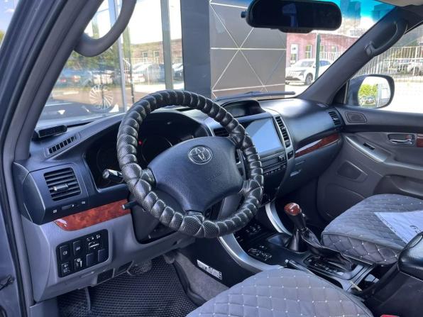 Toyota Land Cruiser Prado 120 Series Рестайлинг с пробегом 2007 года, цена 1 800 000 рублей, 478519 км, внедорожник, Автокод Объявления