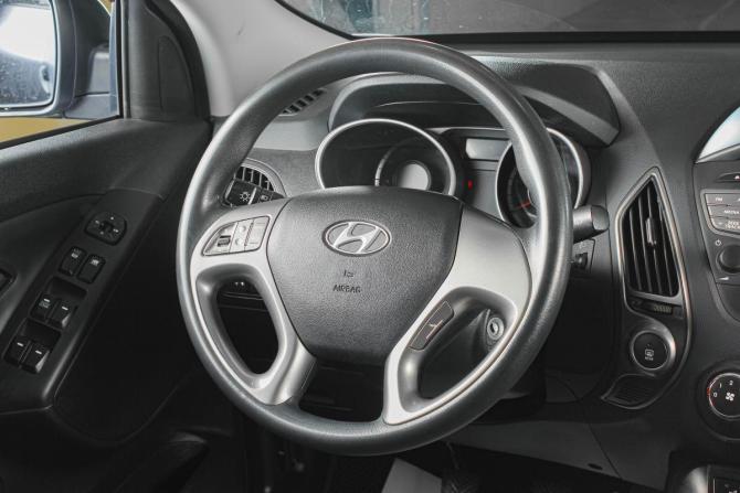 Hyundai ix35 I Рестайлинг с пробегом 2013 года, цена 1 129 000 рублей, 193500 км, внедорожник, Автокод Объявления
