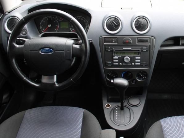Ford Fusion I Рестайлинг с пробегом 2006 года, цена 549 000 рублей, 171031 км, хэтчбек, Автокод Объявления