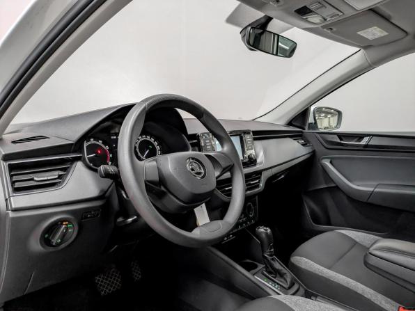 Skoda Rapid II с пробегом 2021 года, цена 1 350 000 рублей, 133318 км, лифтбек, Автокод Объявления