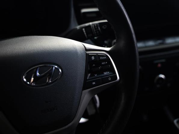 Hyundai Solaris II Рестайлинг с пробегом 2020 года, цена 1 749 000 рублей, 47850 км, седан, Автокод Объявления