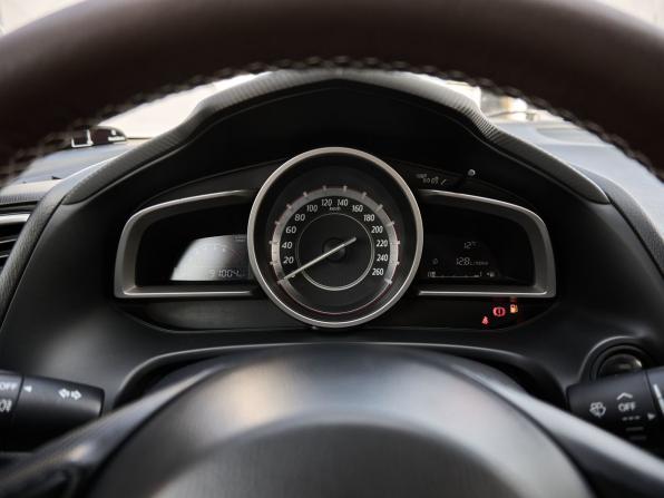 Mazda 3 III (BM) с пробегом 2014 года, цена 1 200 000 рублей, 90995 км, седан, Автокод Объявления