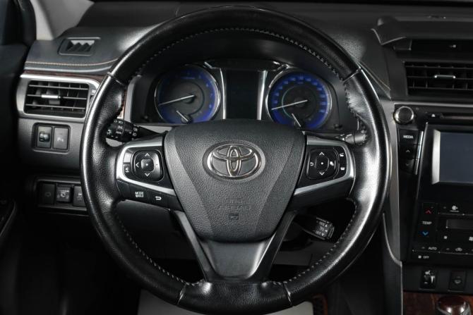 Toyota Camry VII (XV50) Рестайлинг с пробегом 2015 года, цена 1 899 000 рублей, 200000 км, седан, Автокод Объявления