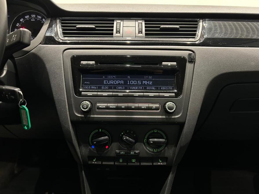 Skoda Rapid I Санкт-Петербург  - изображение 18